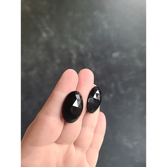 Black Oval Screwback Earrings Vintage, READ USED - Picture 2 of 10